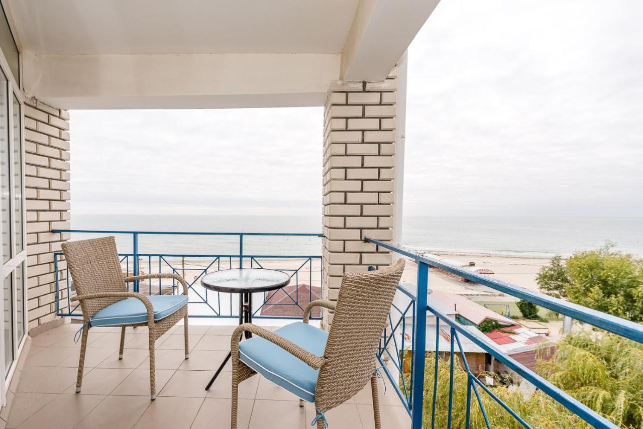 Dolce Vita Resort Hotel Zaliznyj Port Exteriér fotografie